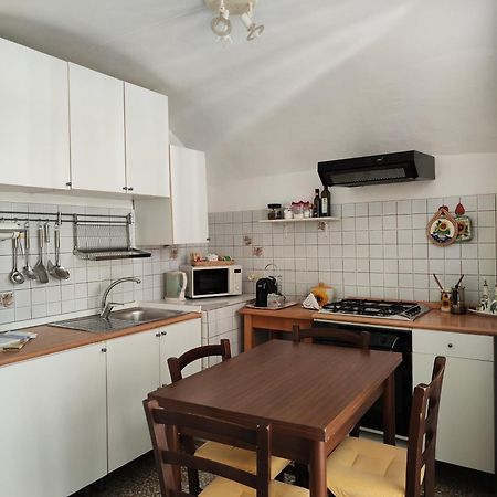 Ferienwohnung Beb I Girasoli Dolceacqua Exterior foto